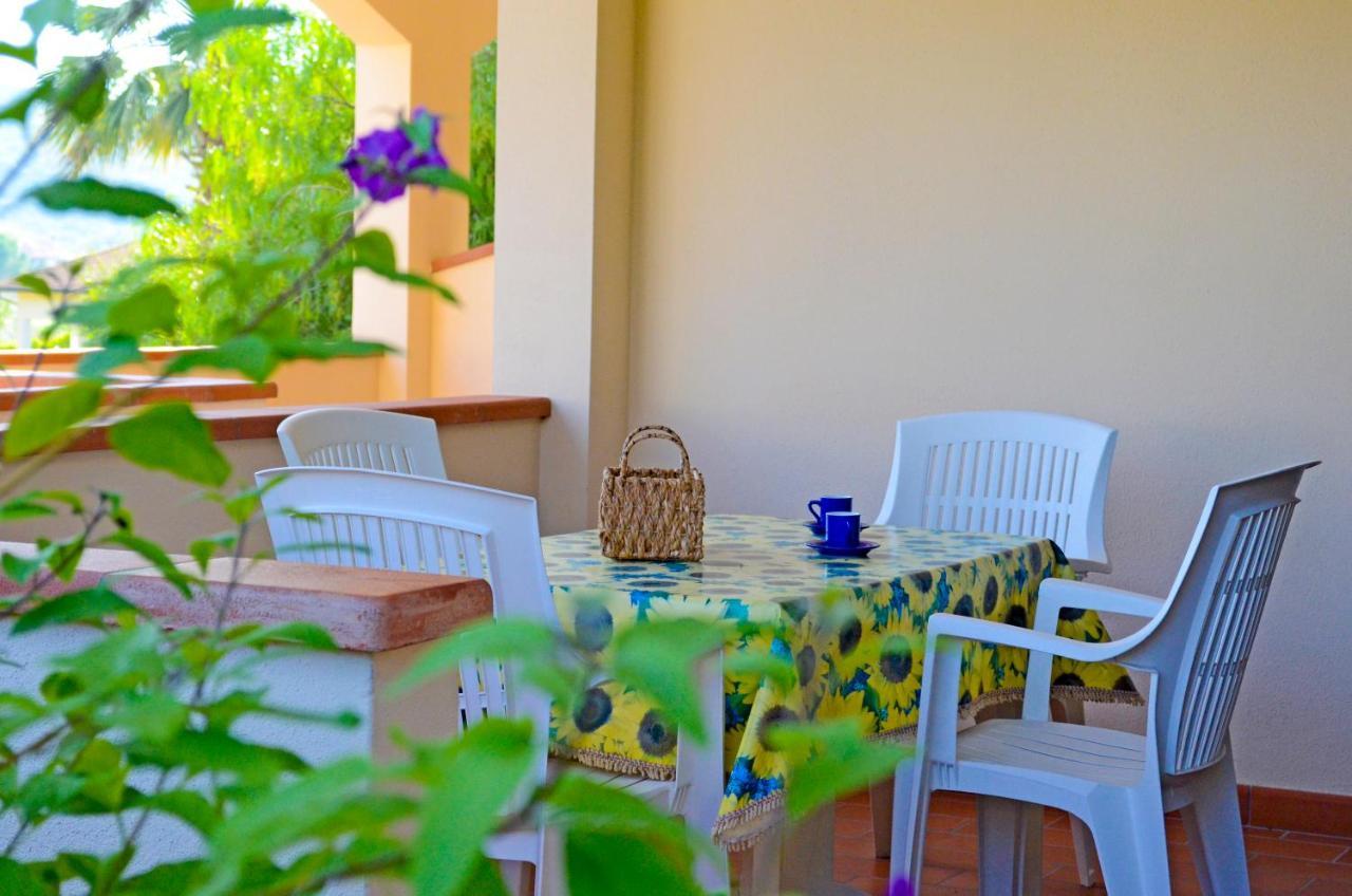 Appartamenti Casa Dini Marina di Campo Bagian luar foto